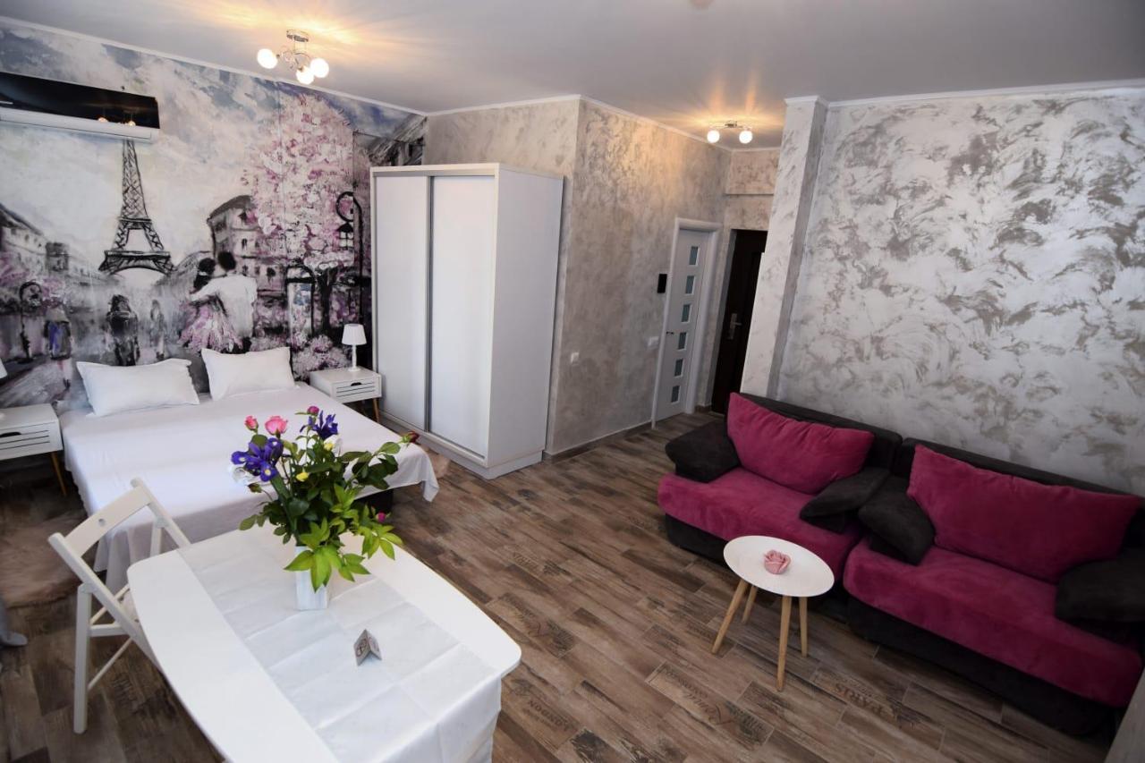 Ioana Studio Mamaia Nord นาโวดาริ ภายนอก รูปภาพ
