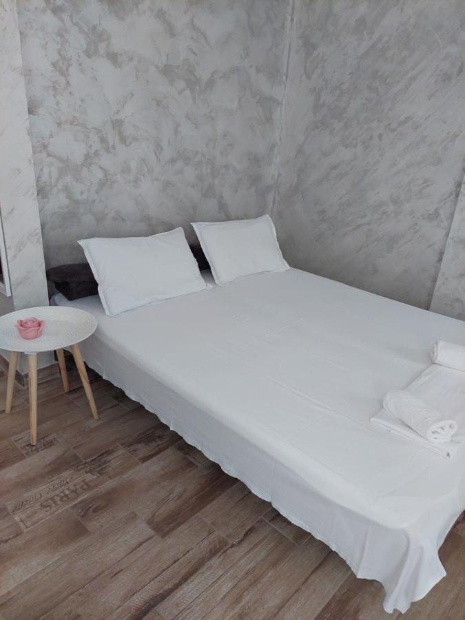 Ioana Studio Mamaia Nord นาโวดาริ ภายนอก รูปภาพ
